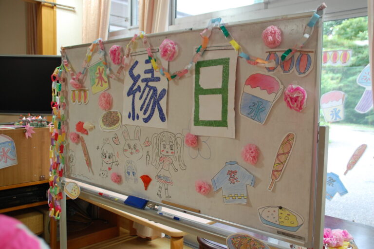 サマーチャレンジボランティアの小学生のお子さんと縁日を楽しみました