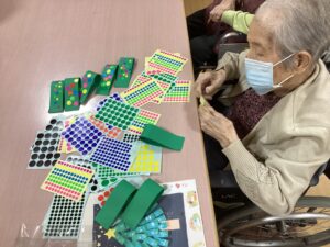 クリスマスに向けて制作中…