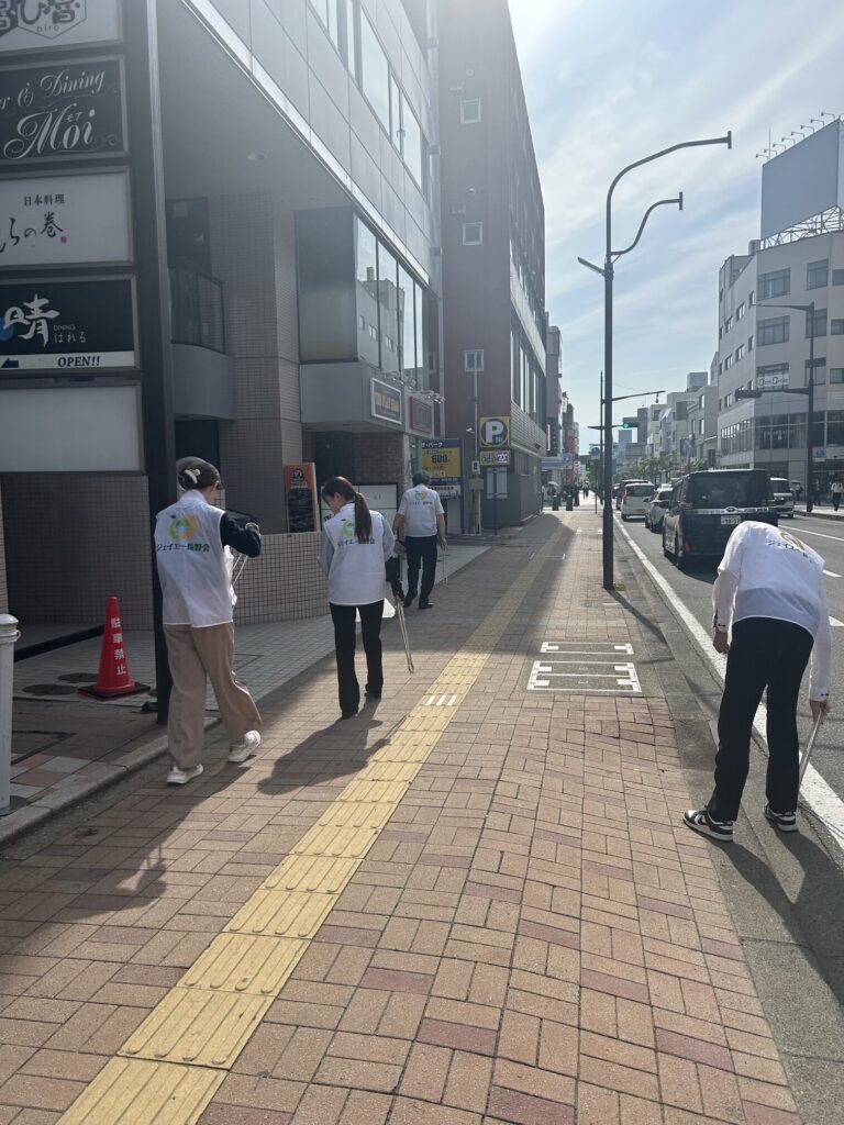 地域清掃活動を実施しました