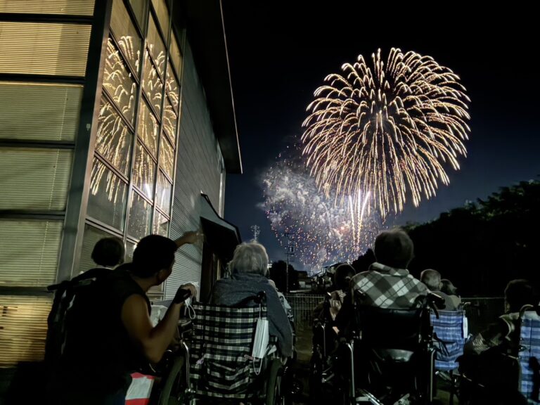 🎆夏の楽しみ♪市田灯籠流しの花火を見ました🎆